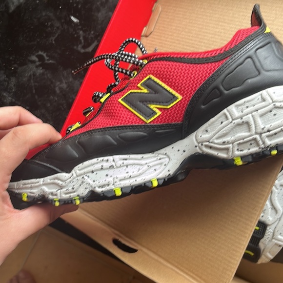 I am looking to sell my bike newbalances wrong size - Picture 4 of 7